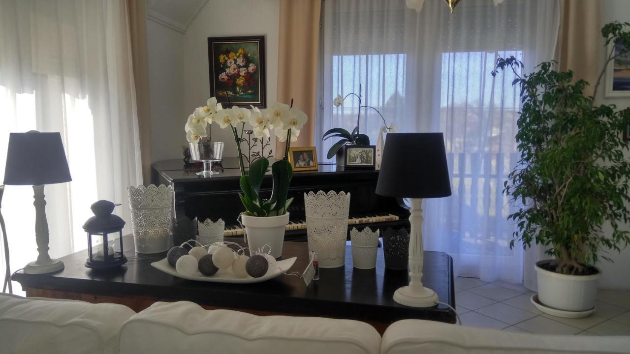 Leander Apartman Balatonlelle Εξωτερικό φωτογραφία